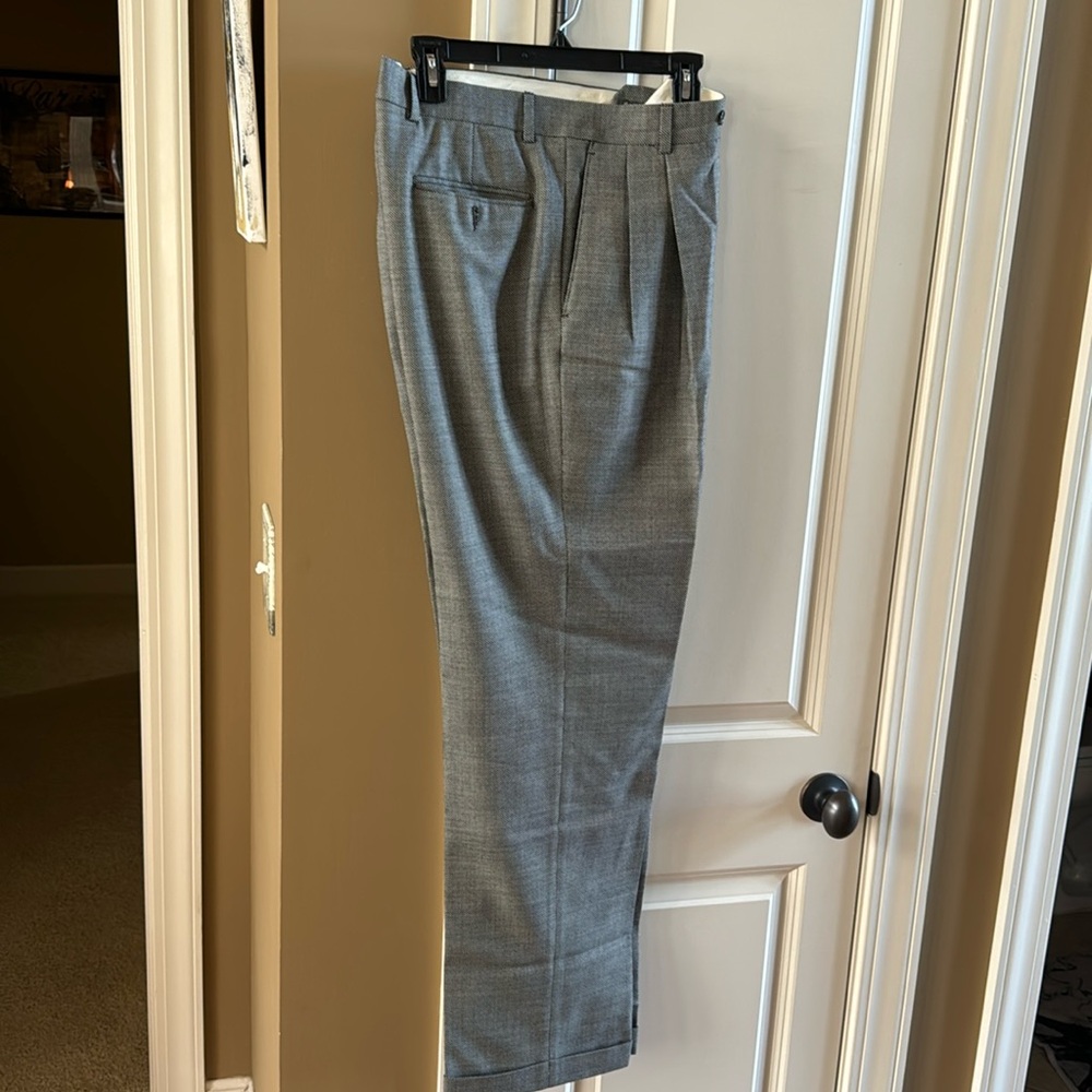 Dress slacks; cuffed by Paul Frederick. 34wx34l Gray Herringbone. Gently worn.
